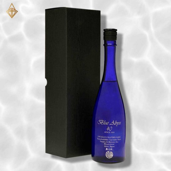 高橋酒造 美鄉雪華幻藍限量純米大吟釀 Blue Abyss 720ml 高橋酒造 美鄉雪華幻藍限量純米大吟釀 Blue Abyss 720ml