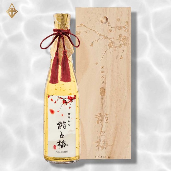 美鄉之梅 金龍獻瑞 大吟釀金箔梅酒 720ml 美鄉之梅 金龍獻瑞 大吟釀金箔梅酒 720ml