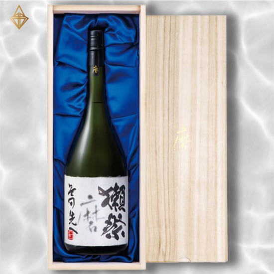 獺祭 磨之先驅 MAGNUM麥格農子彈瓶(木箱) 2300ml