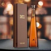 唐 胡立歐1942發光瓶 700ml