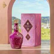皇家禮炮26年王者品桶系列 阿瑪羅尼紅酒桶限定版 700ml 皇家禮炮26年王者品桶系列 阿瑪羅尼紅酒桶限定版 700ml